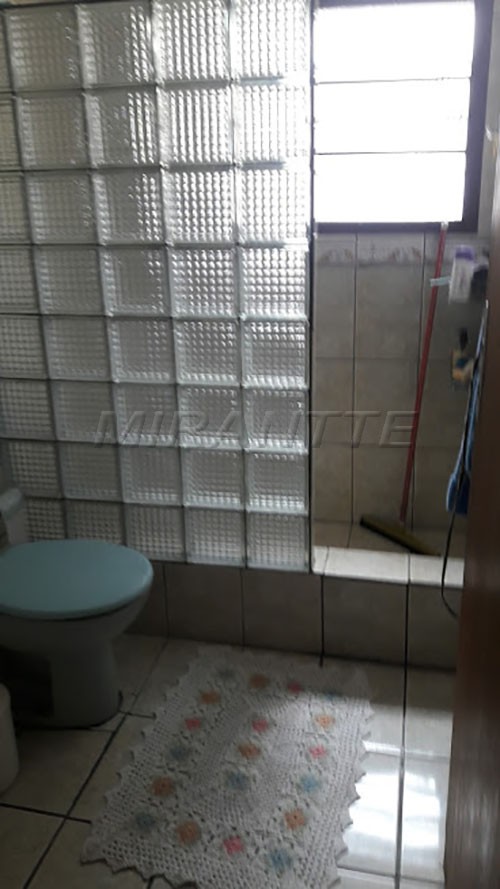 Sobrado de 250m² com 4 quartos em Furnas