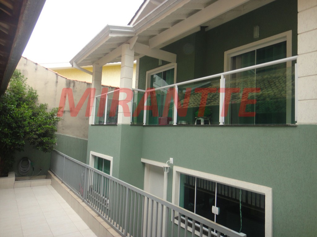 Sobrado de 280m² com 3 quartos em Jardim Guapíra
