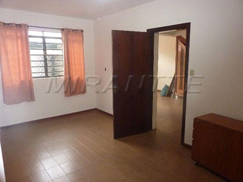 Comercial de 236m² em Penha