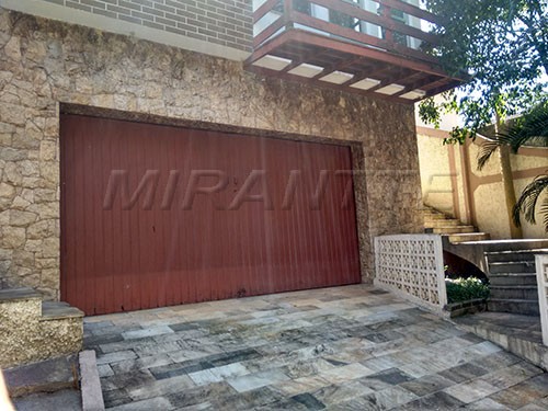 Casa terrea de 450m² com 3 quartos em Vila Albertina