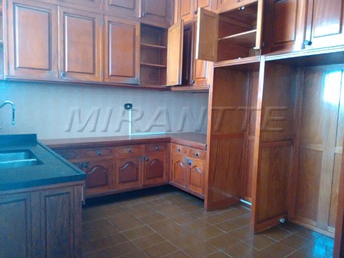 Casa terrea de 450m² com 3 quartos em Vila Albertina