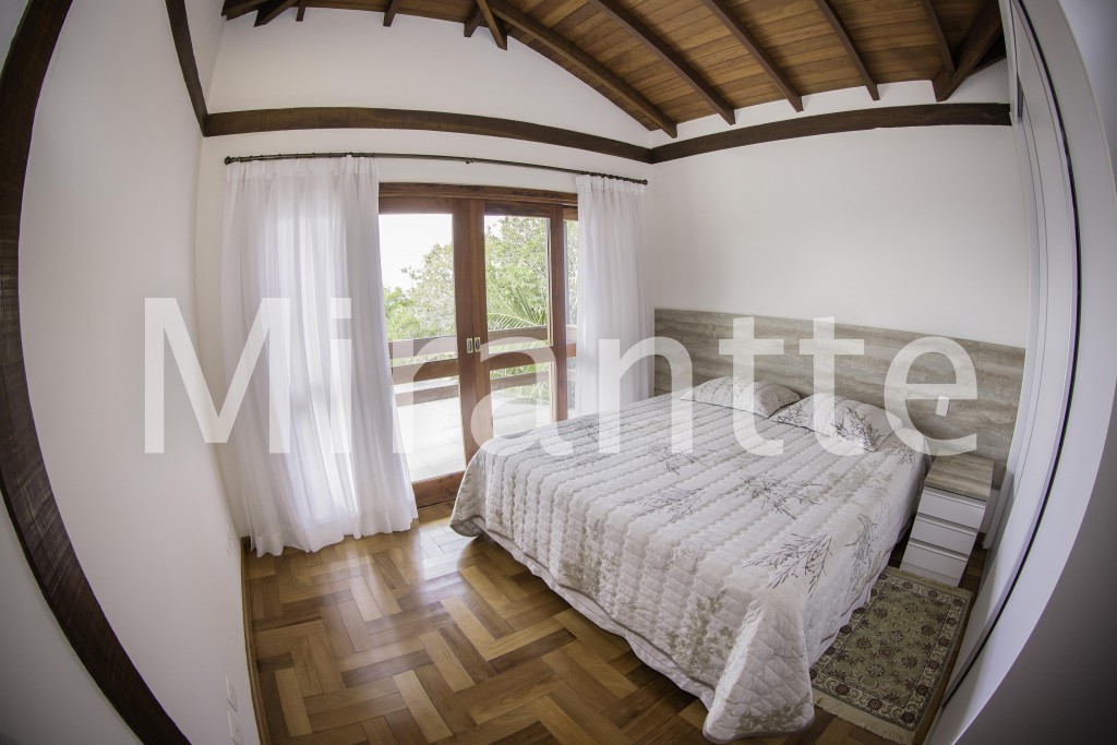 Sobrado de 456m² com 3 quartos em Serra da Cantareira
