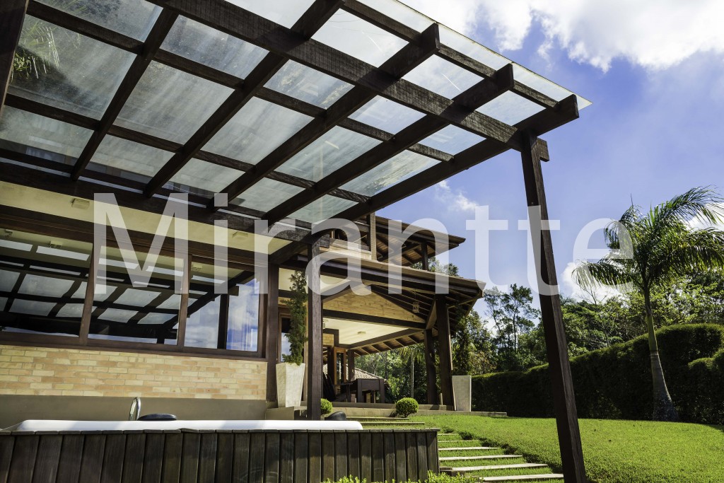 Sobrado de 456m² com 3 quartos em Serra da Cantareira