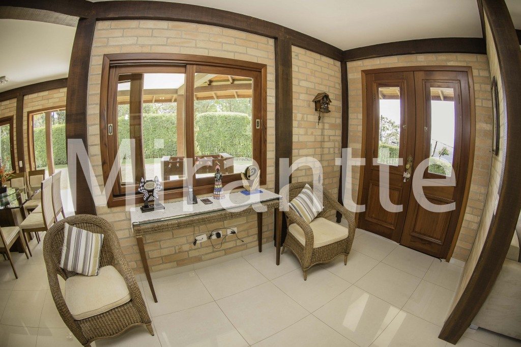 Sobrado de 456m² com 3 quartos em Serra da Cantareira