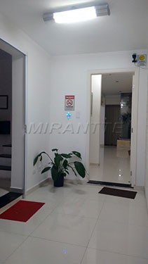 Comercial de 180m² em Vila Mazzei