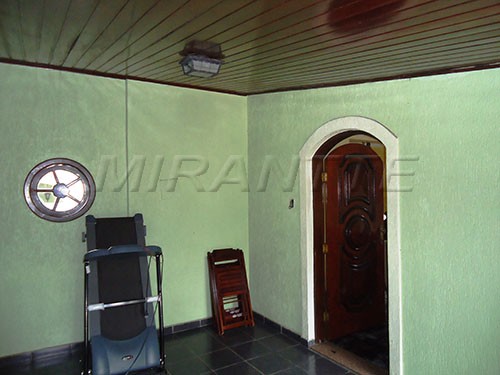 Sobrado de 249m² com 4 quartos em Jardim Guapíra