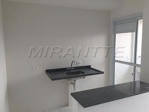 Apartamento de 46m² com 2 quartos em Vila Amalia
