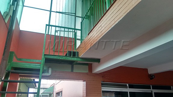 Sobrado de 490m² com 5 quartos em Vila Santa Maria