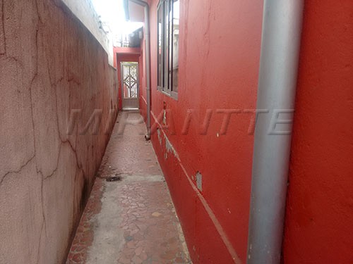 Casa terrea de 160m² com 2 quartos em Vila Nivi