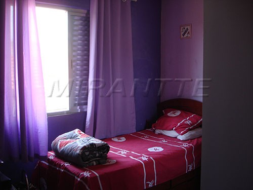 Sobrado de 170m² com 4 quartos em Parque Edu Chaves