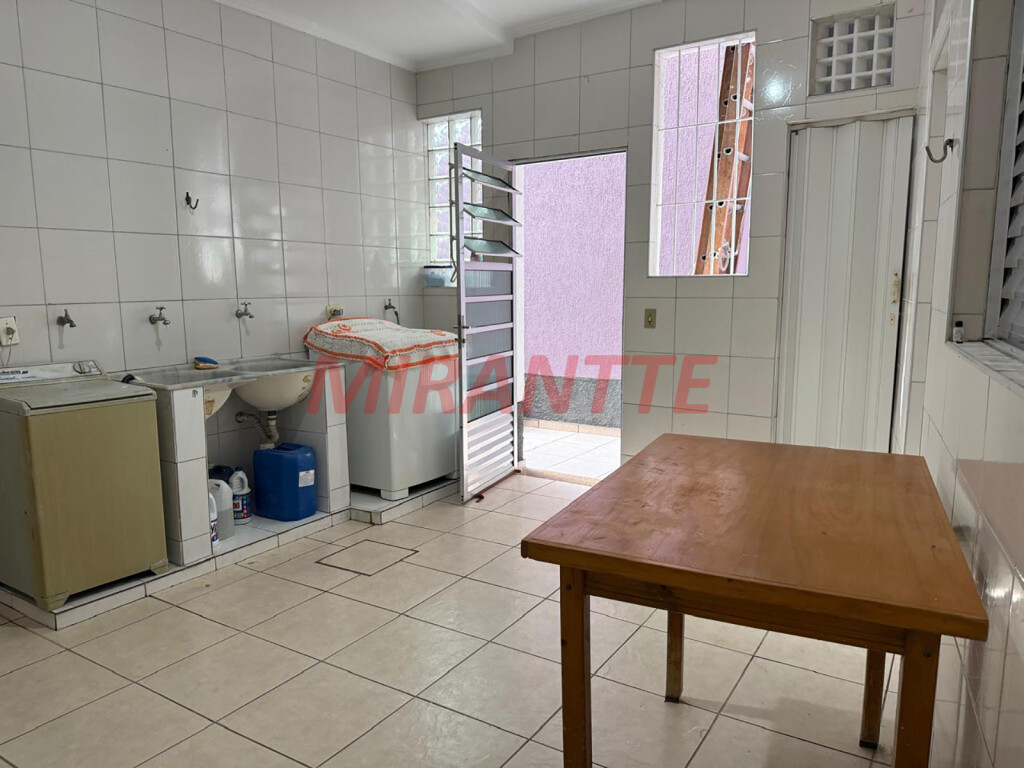 Sobrado de 145m² com 3 quartos em Parque Casa De Pedra