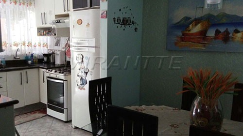 Cond. fechado de 187m² com 3 quartos em Vila Maria