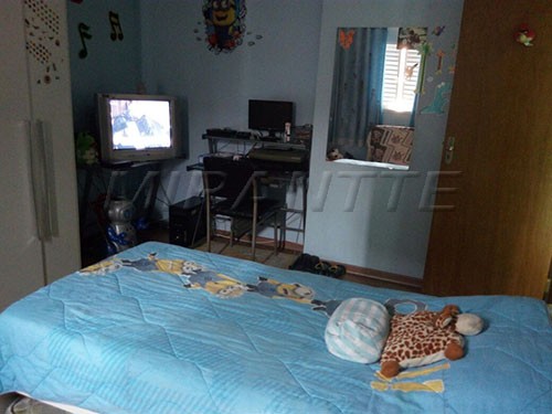 Cond. fechado de 187m² com 3 quartos em Vila Maria