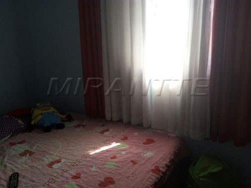 Cond. fechado de 187m² com 3 quartos em Vila Maria
