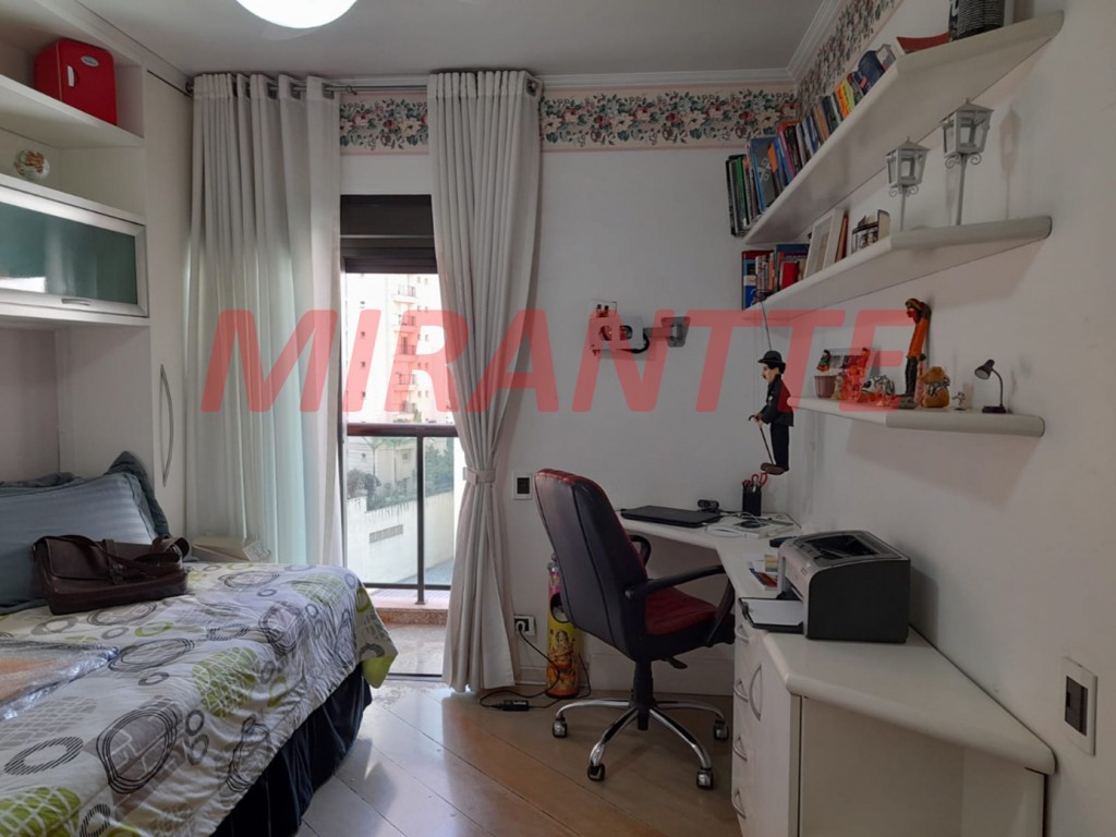 Apartamento de 308m² com 4 quartos em Santana