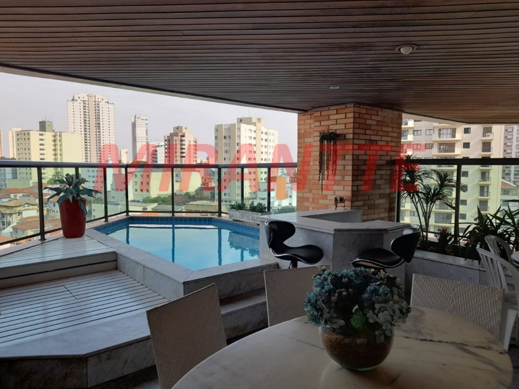 Apartamento de 308m² com 4 quartos em Santana