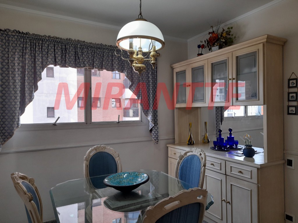 Apartamento de 308m² com 4 quartos em Santana