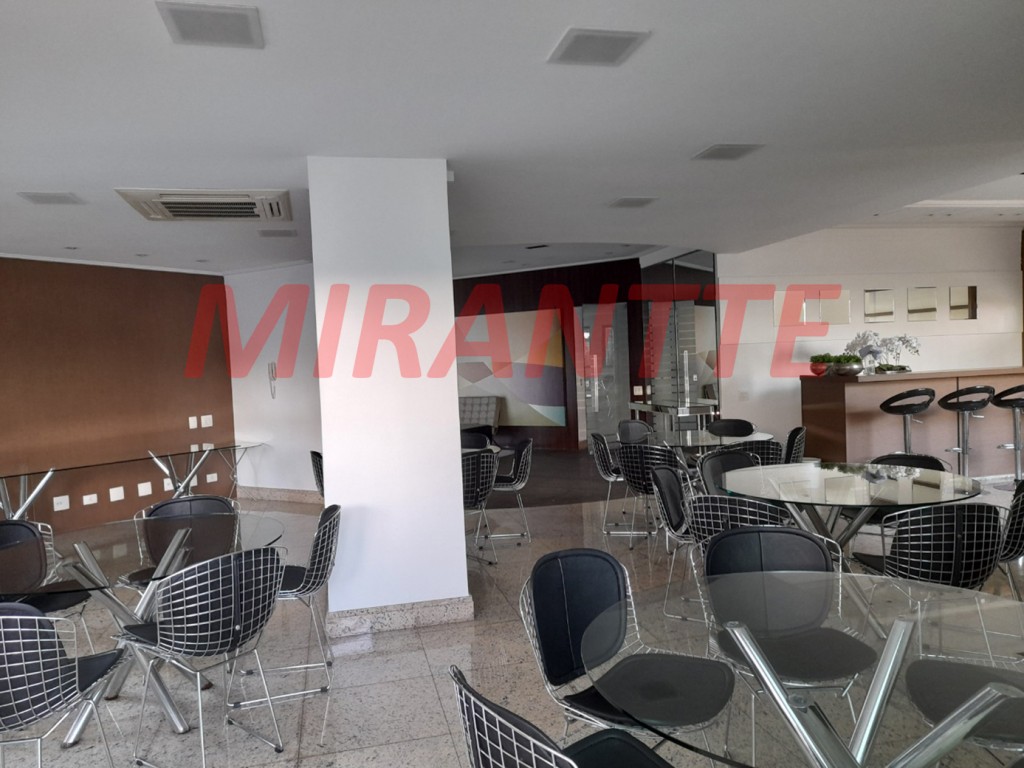 Apartamento de 308m² com 4 quartos em Santana