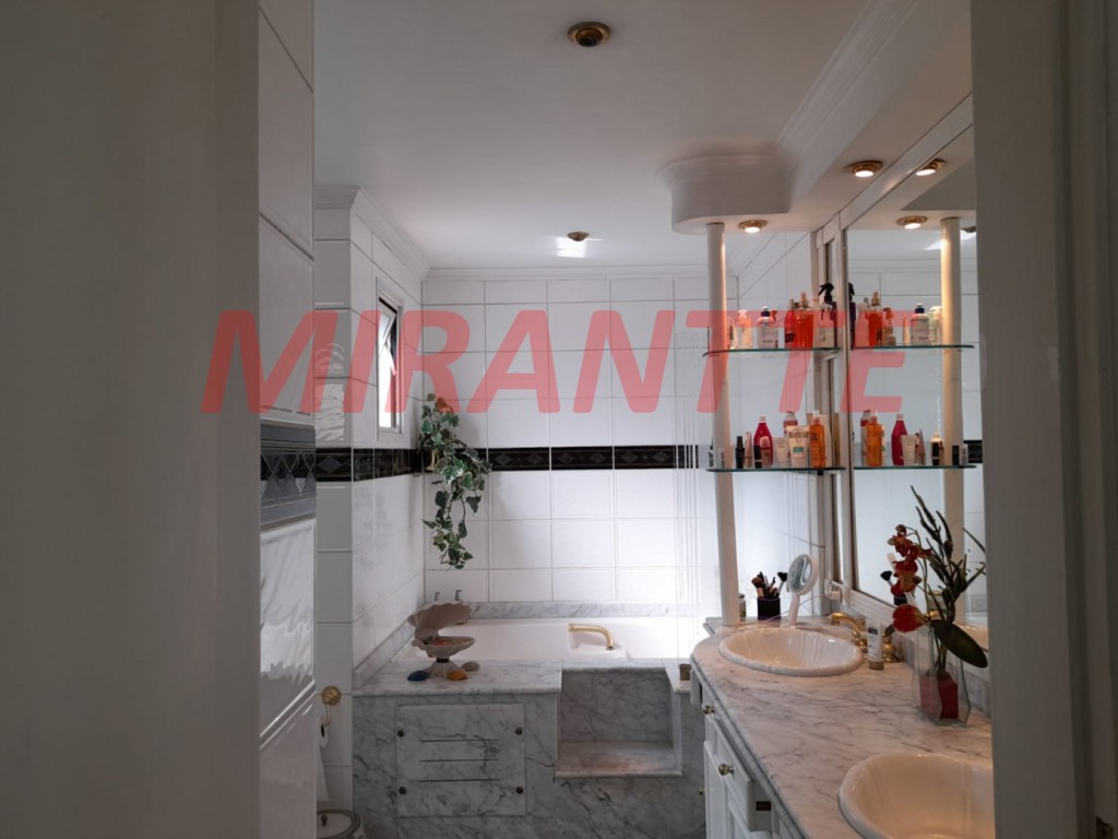 Apartamento de 308m² com 4 quartos em Santana
