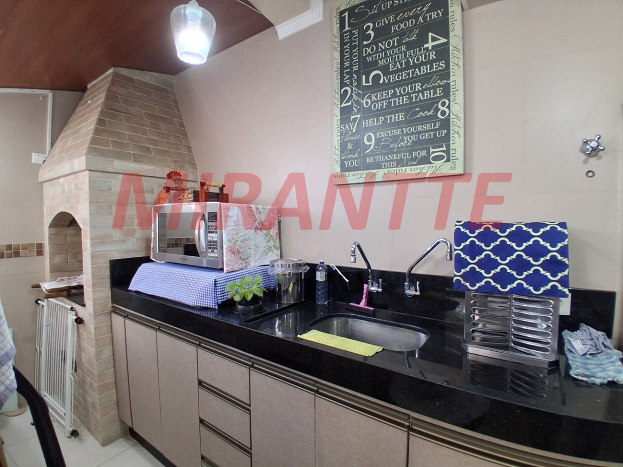Sobrado de 202m² com 3 quartos em Parada Inglesa