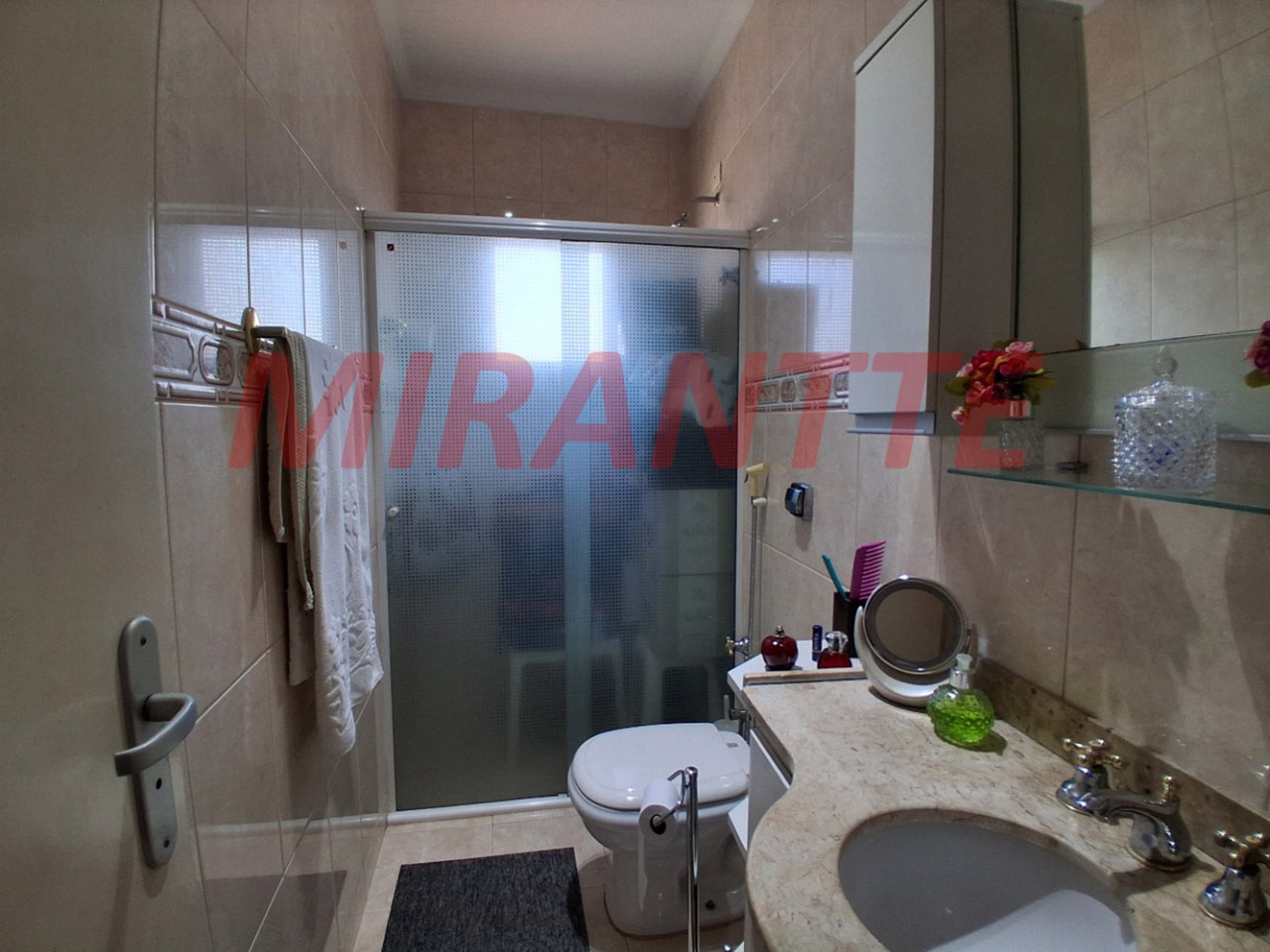 Sobrado de 202m² com 3 quartos em Parada Inglesa