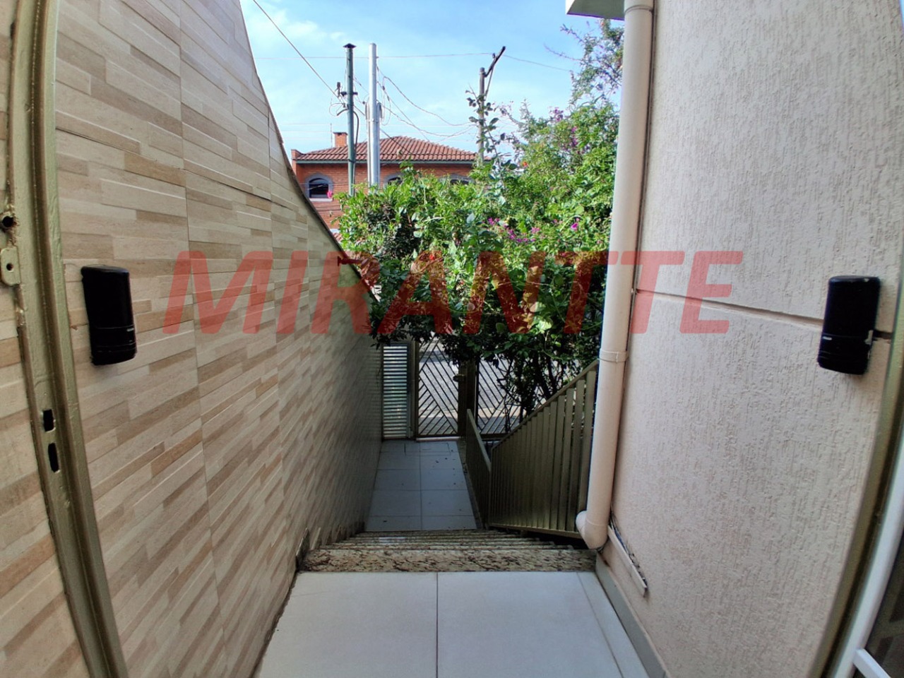 Sobrado de 202m² com 3 quartos em Parada Inglesa