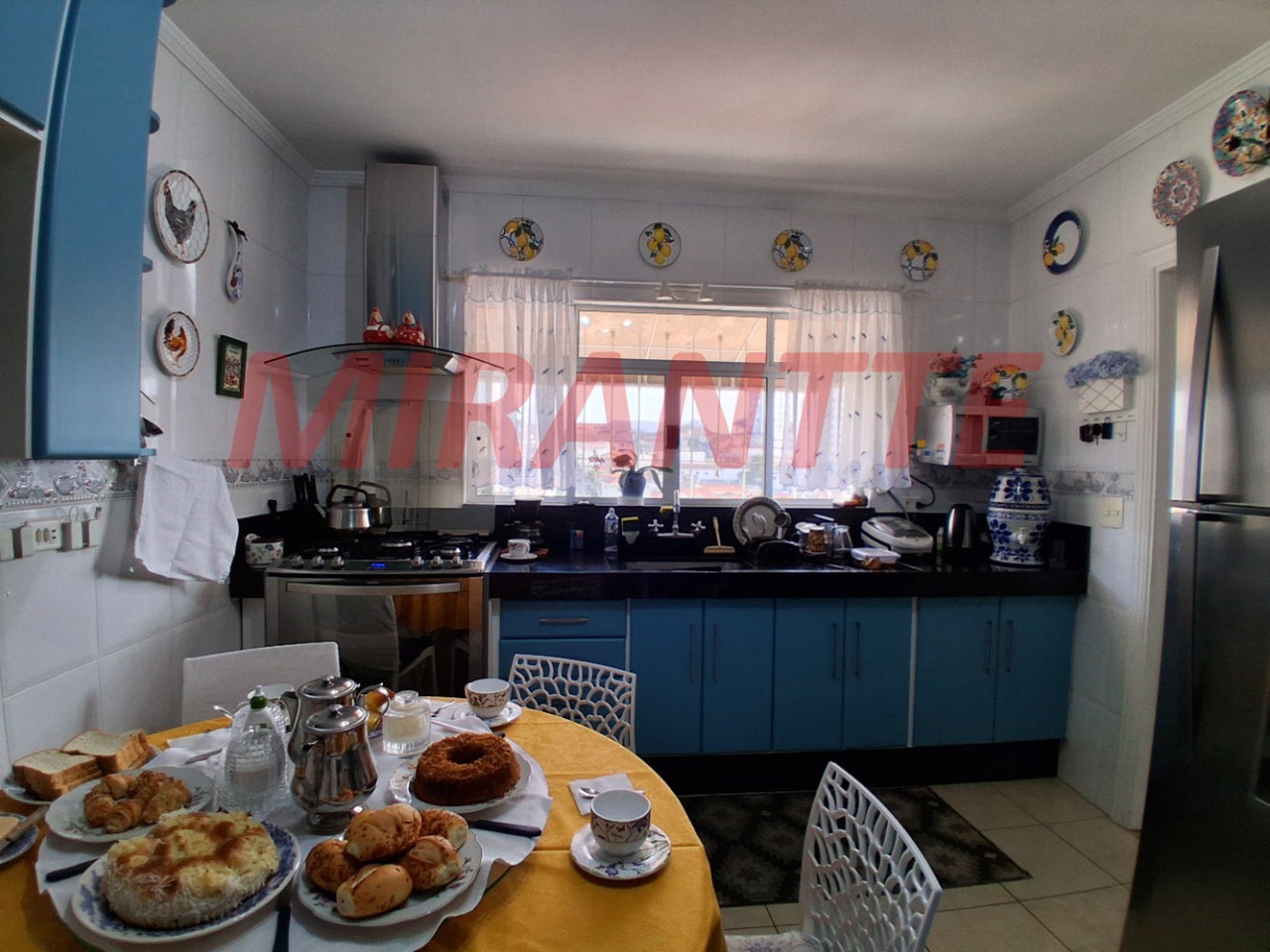 Sobrado de 202m² com 3 quartos em Parada Inglesa