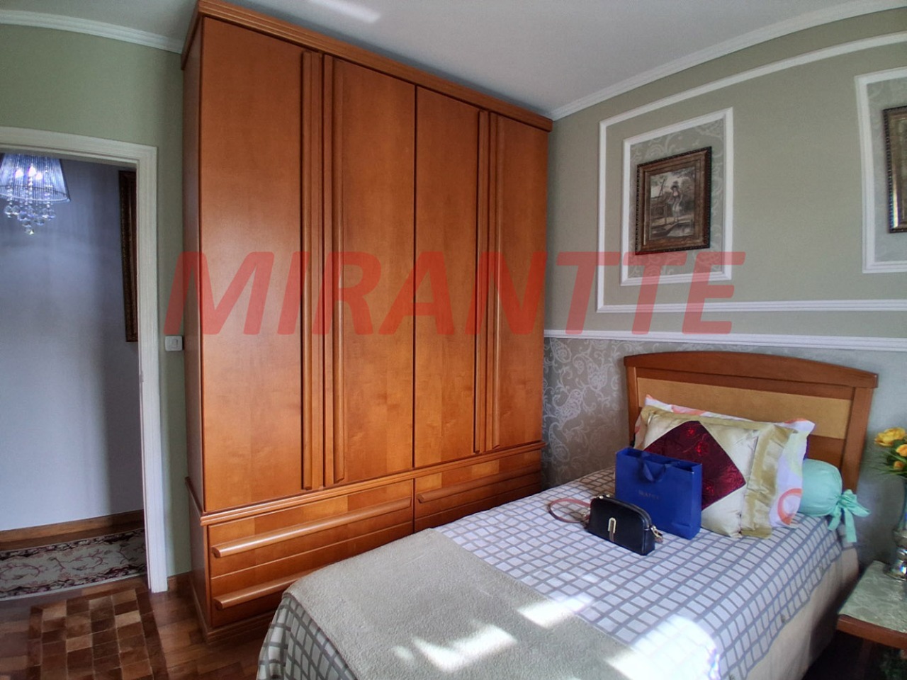 Sobrado de 202m² com 3 quartos em Parada Inglesa