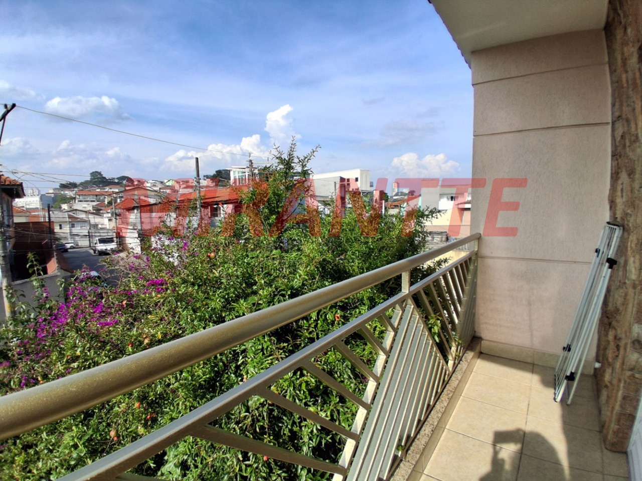 Sobrado de 202m² com 3 quartos em Parada Inglesa