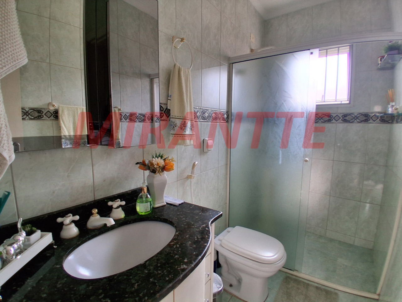 Sobrado de 202m² com 3 quartos em Parada Inglesa