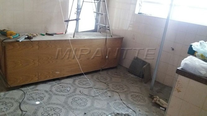Casa terrea de 107m² com 3 quartos em Água Fria