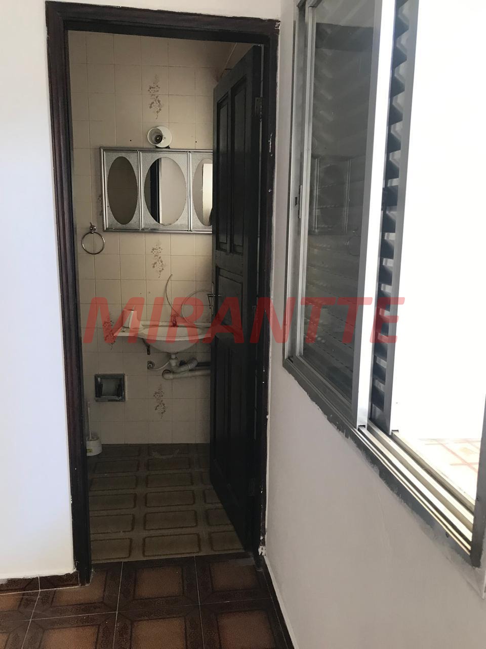 Casa terrea de 107m² com 3 quartos em Água Fria