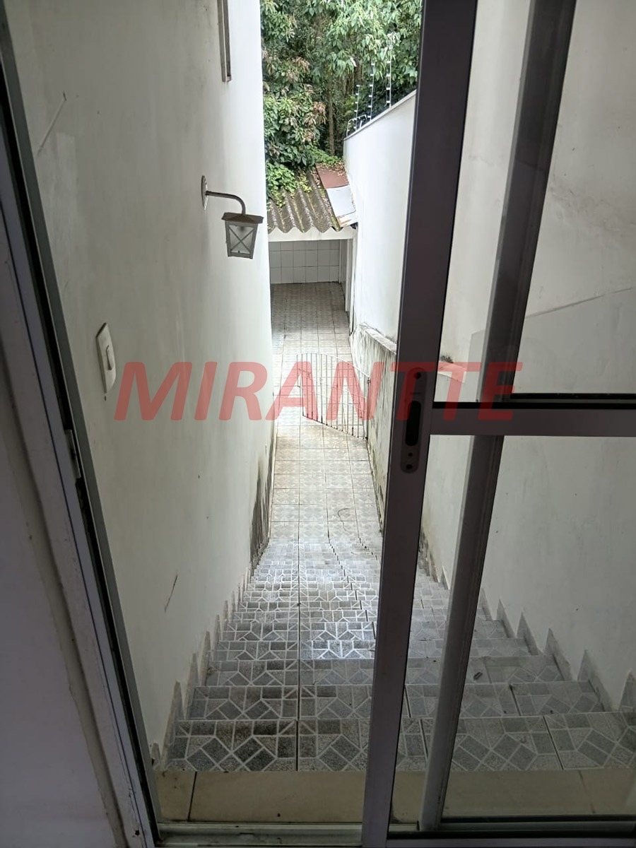 Sobrado de 300m² com 4 quartos em Jardim Virginia Bianca