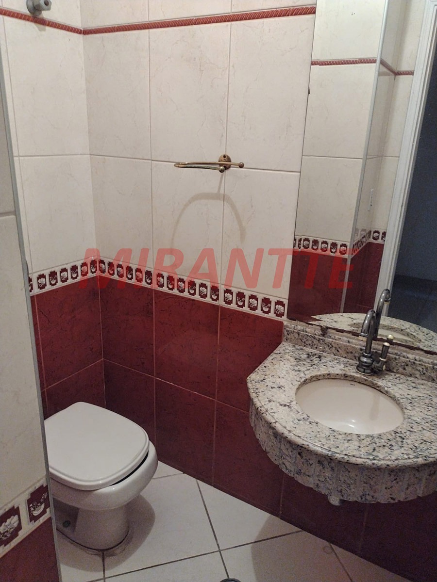 Sobrado de 300m² com 4 quartos em Jardim Virginia Bianca