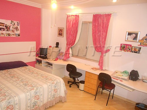 Apartamento de 168m² com 3 quartos em CENTRO