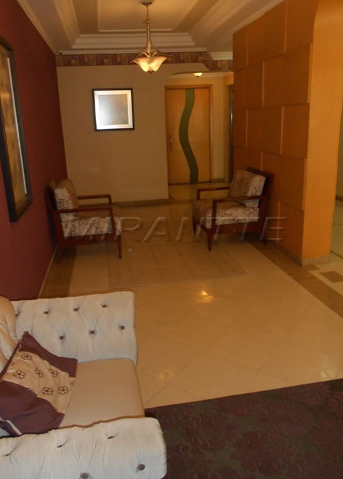 Apartamento de 168m² com 3 quartos em CENTRO