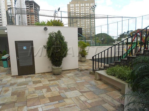 Apartamento de 168m² com 3 quartos em CENTRO