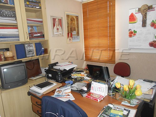 Apartamento de 168m² com 3 quartos em CENTRO