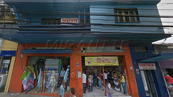 Comercial de 450m² em CENTRO