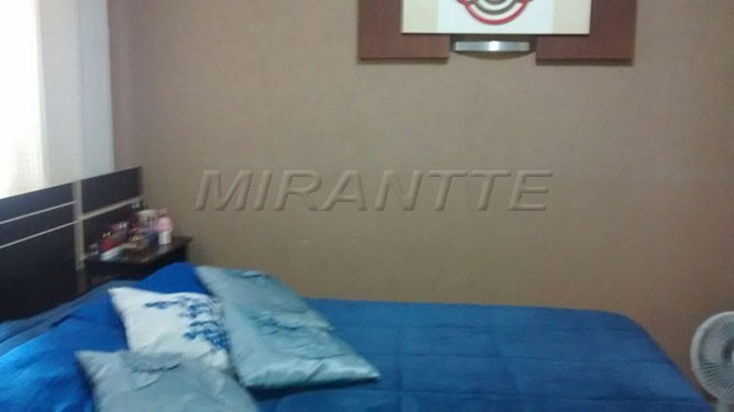 Comercial de 550m² com 6 quartos em Imirim