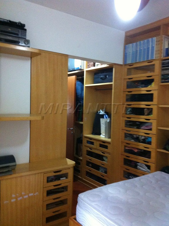 Apartamento de 98m² com 3 quartos em Indianópolis