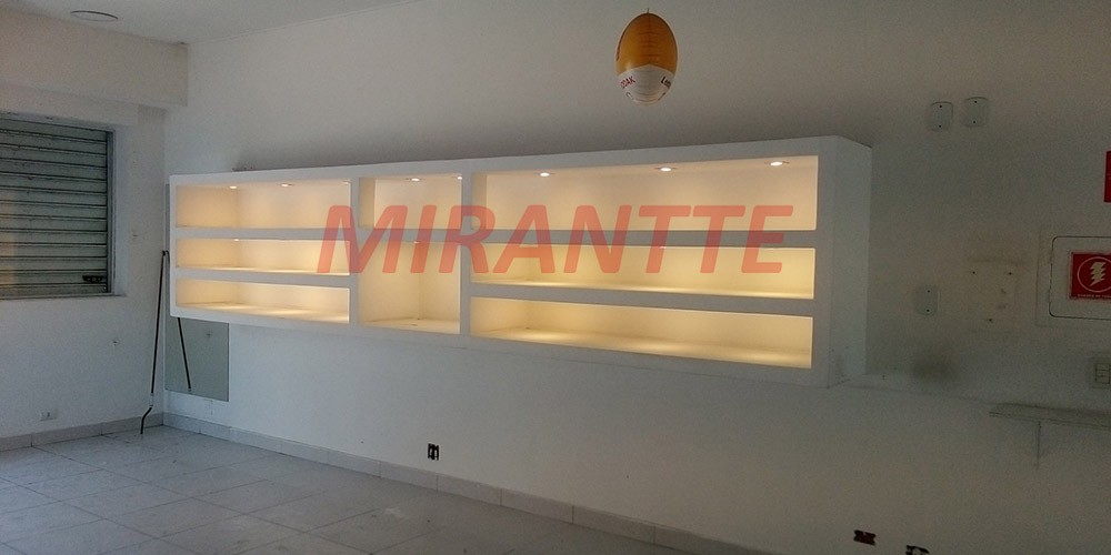 Comercial de 40m² em Santana