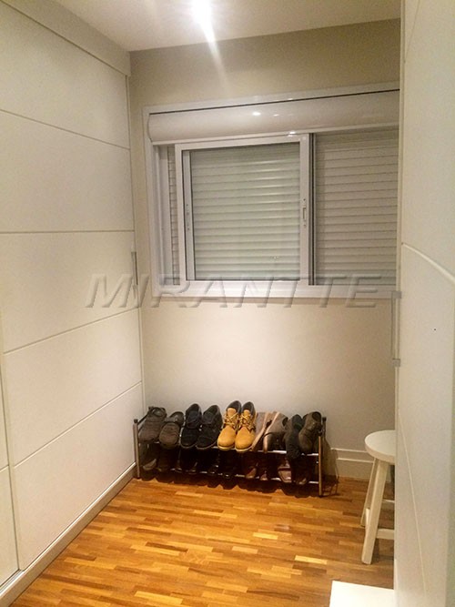 Apartamento de 71m² com 2 quartos em Vila Mariana