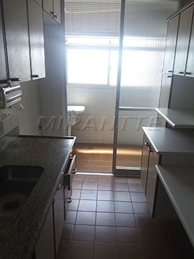 Apartamento de 65m² com 2 quartos em Barra Funda