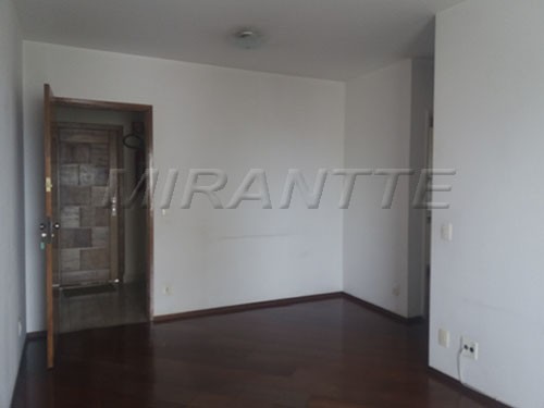 Apartamento de 65m² com 2 quartos em Barra Funda