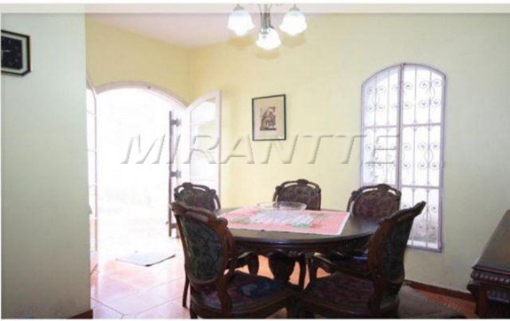 Casa terrea de 165m² com 3 quartos em Vila Madalena