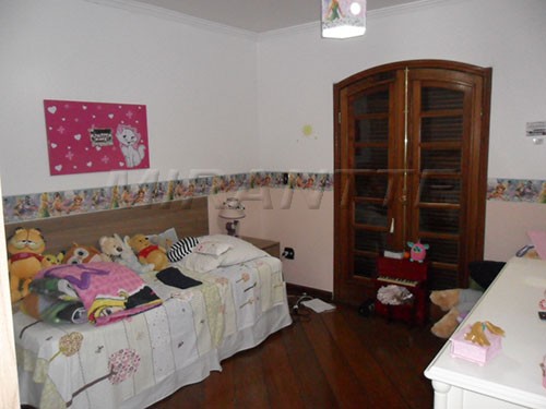 Sobrado de 476m² com 3 quartos em Vila Nova Cachoeirinha