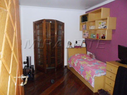 Sobrado de 476m² com 3 quartos em Vila Nova Cachoeirinha