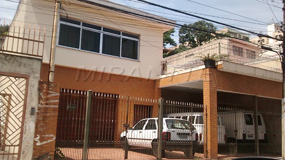 Sobrado de 13m² com 3 quartos em Imirim