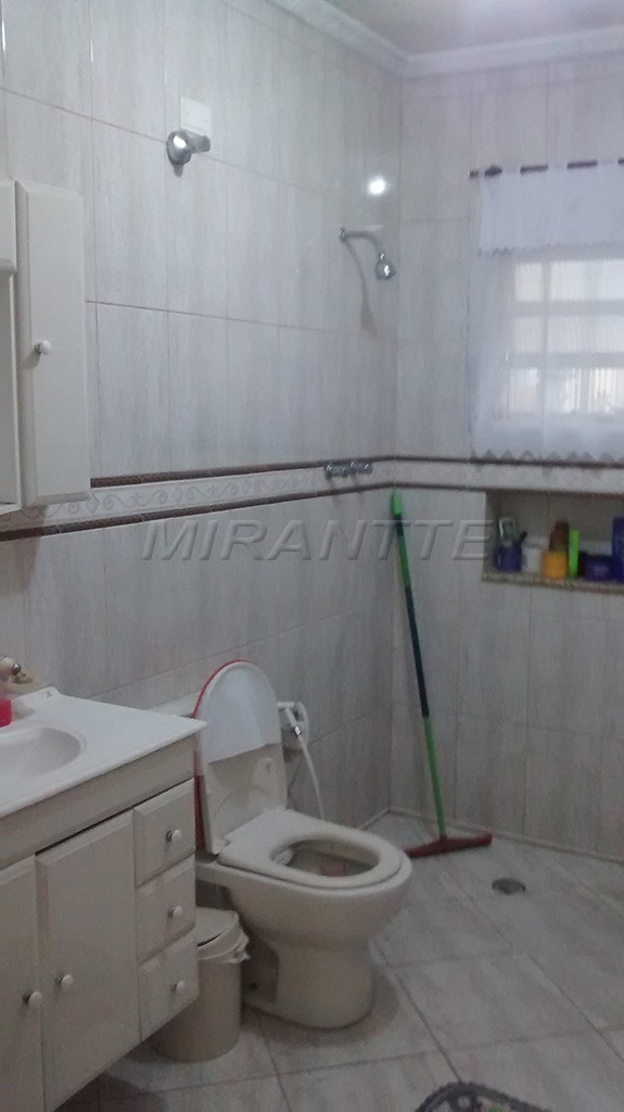 Sobrado de 13m² com 3 quartos em Imirim
